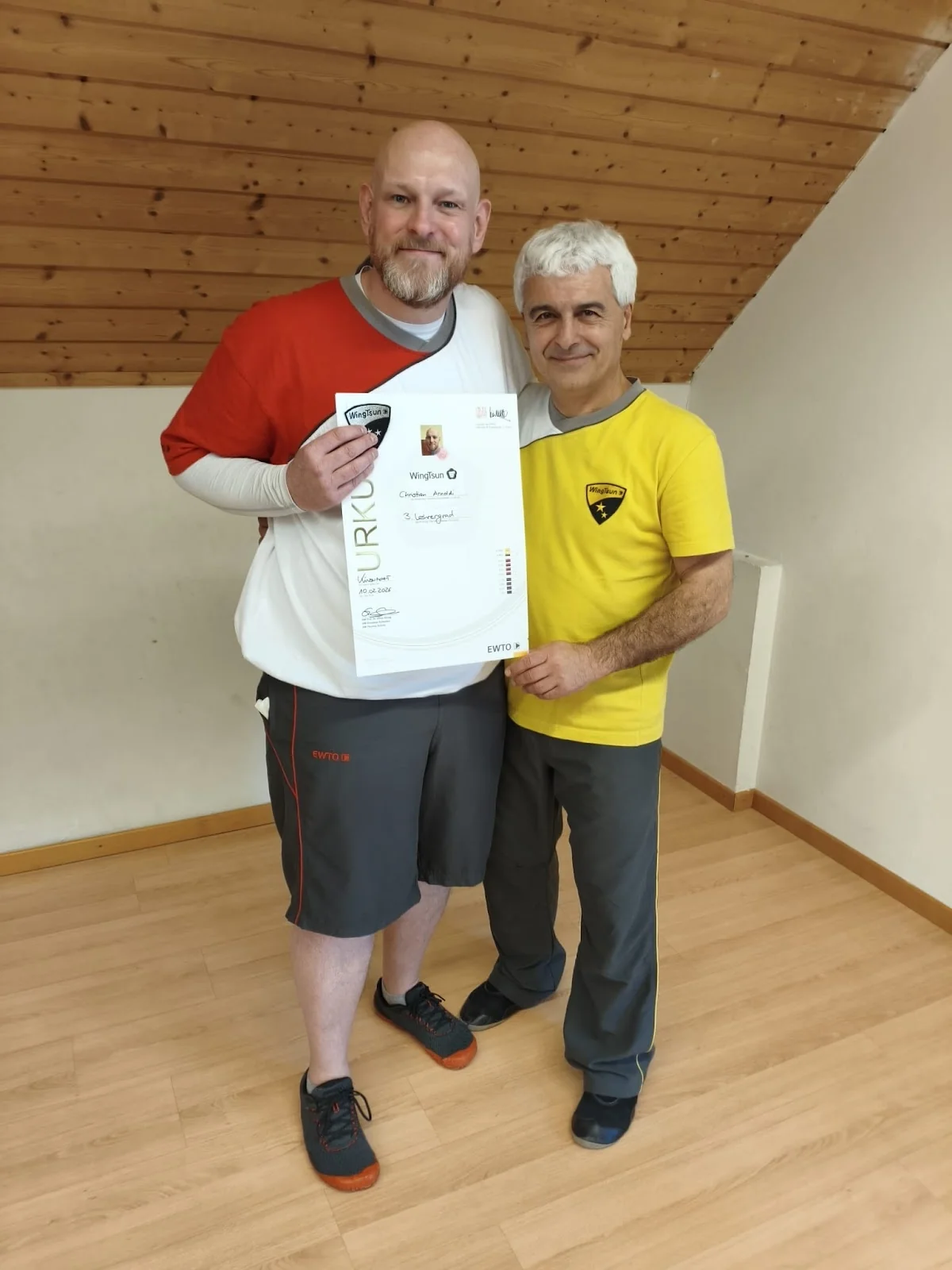 SiFu Christian Arnoldi erhält den 3. Lehrergrad bei Großmeister Schembri